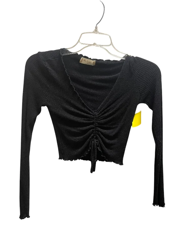 Stylish Outerwear Top Long Sleeve By Altard State In Black, Size: Xs