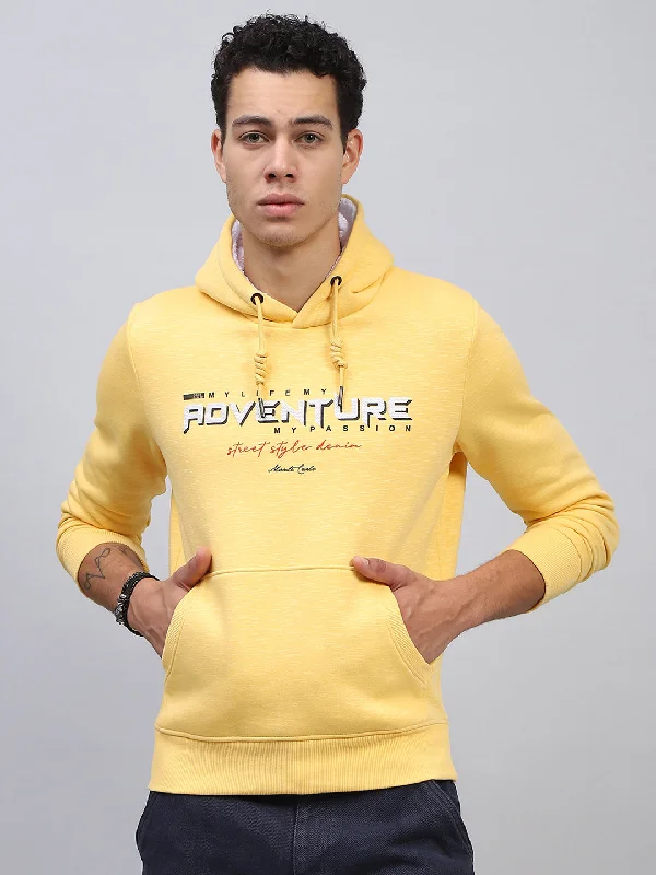 Relaxed T-shirts Men Yellow Printed Hooded Full Sleeve Sweatshirt