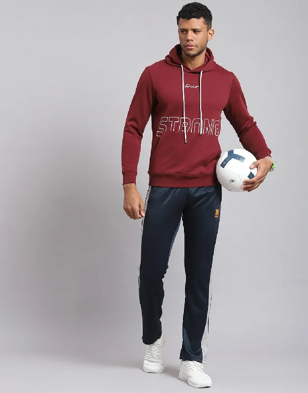 Comfortable Jeans Men Maroon Printed Hooded Full Sleeve Sweatshirt