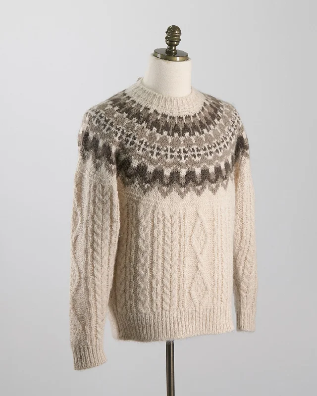 Après-Ski Fairisle Cableknit Sweater